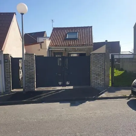 Maisonnette Individuelle Pour 4 Personnes 2 Terrasse - Design & Haute Qualite Holiday home